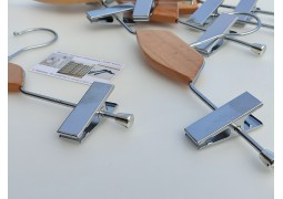 Вішалка-прищіпка хромована з декором 35 см.(натуральне дерево)